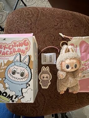 AUTHENTIC BRAND NEW Labubu From the EXCITING MACAROONS Series, "Sesame Bean"